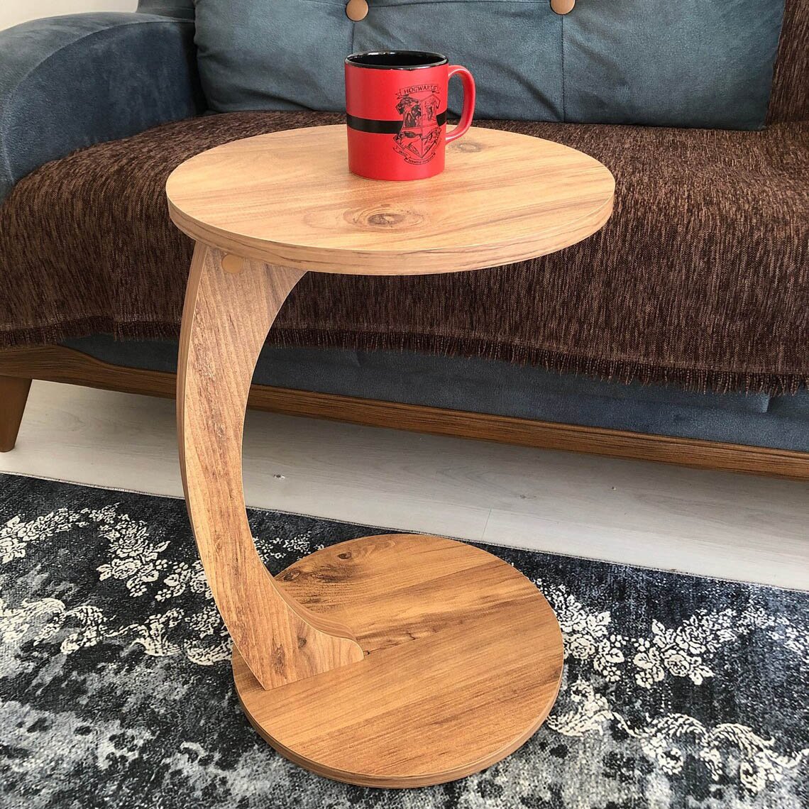 yolia side table