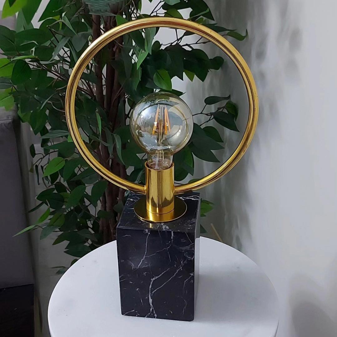 Lampio table lamp