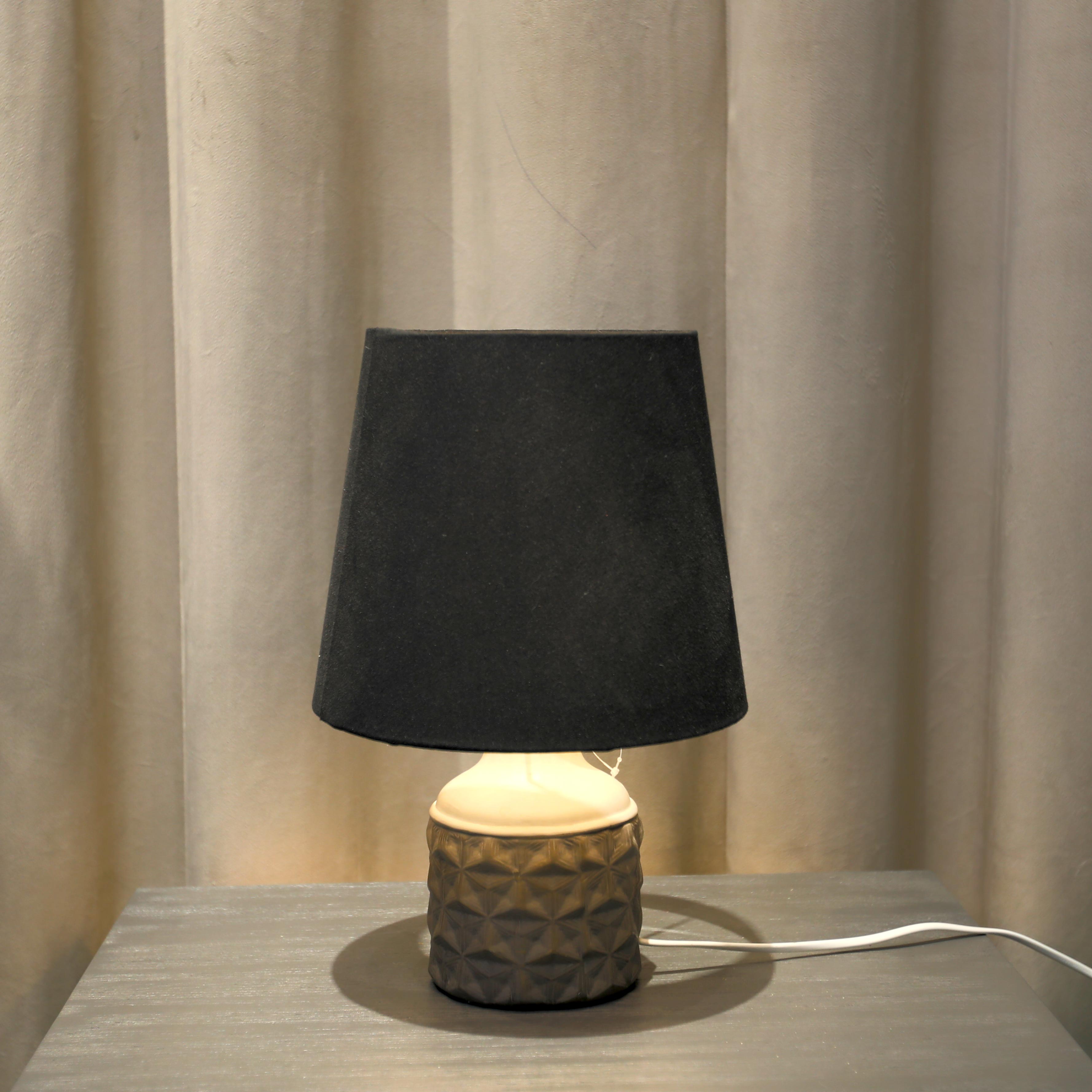 Furniture Of Egypt Dormas bedroom lamp