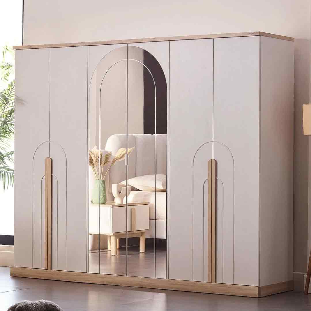 Opulent bedroom wardrobe
